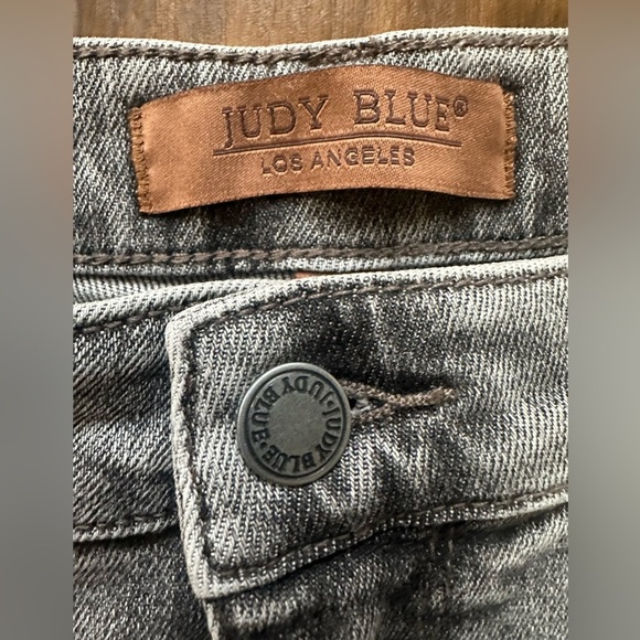 Judy Blue Jean’s Woman’s Size 13/31 Gray High Rise Straight Leg Stretch Retro - Picture 3 of 11